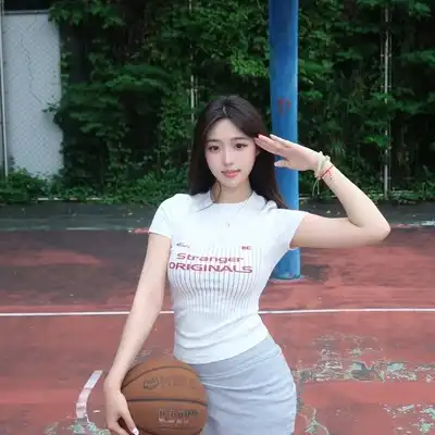 熊英